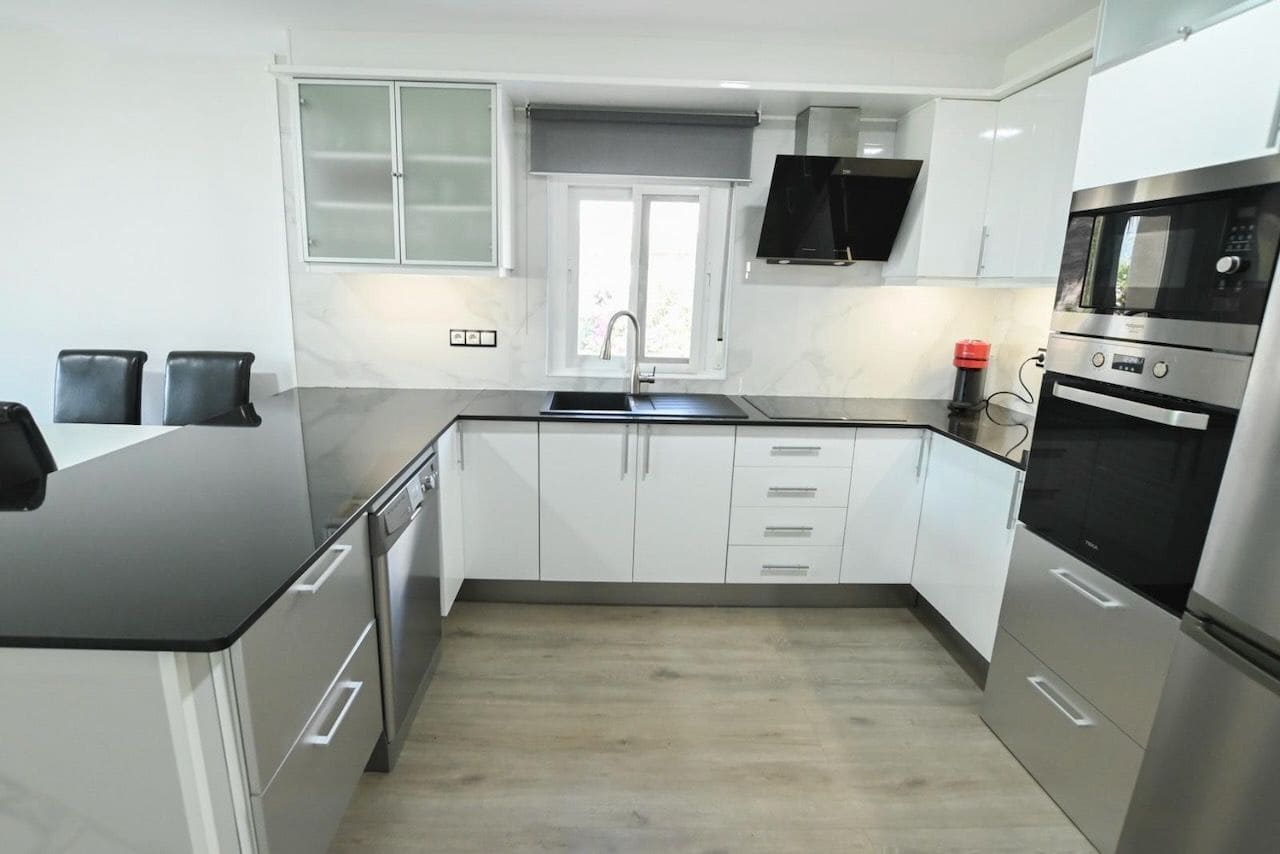 7 soveværelse Villa til salg i Calpe / Calp med swimmingpool - € 695.000 (Ref: 9772644)