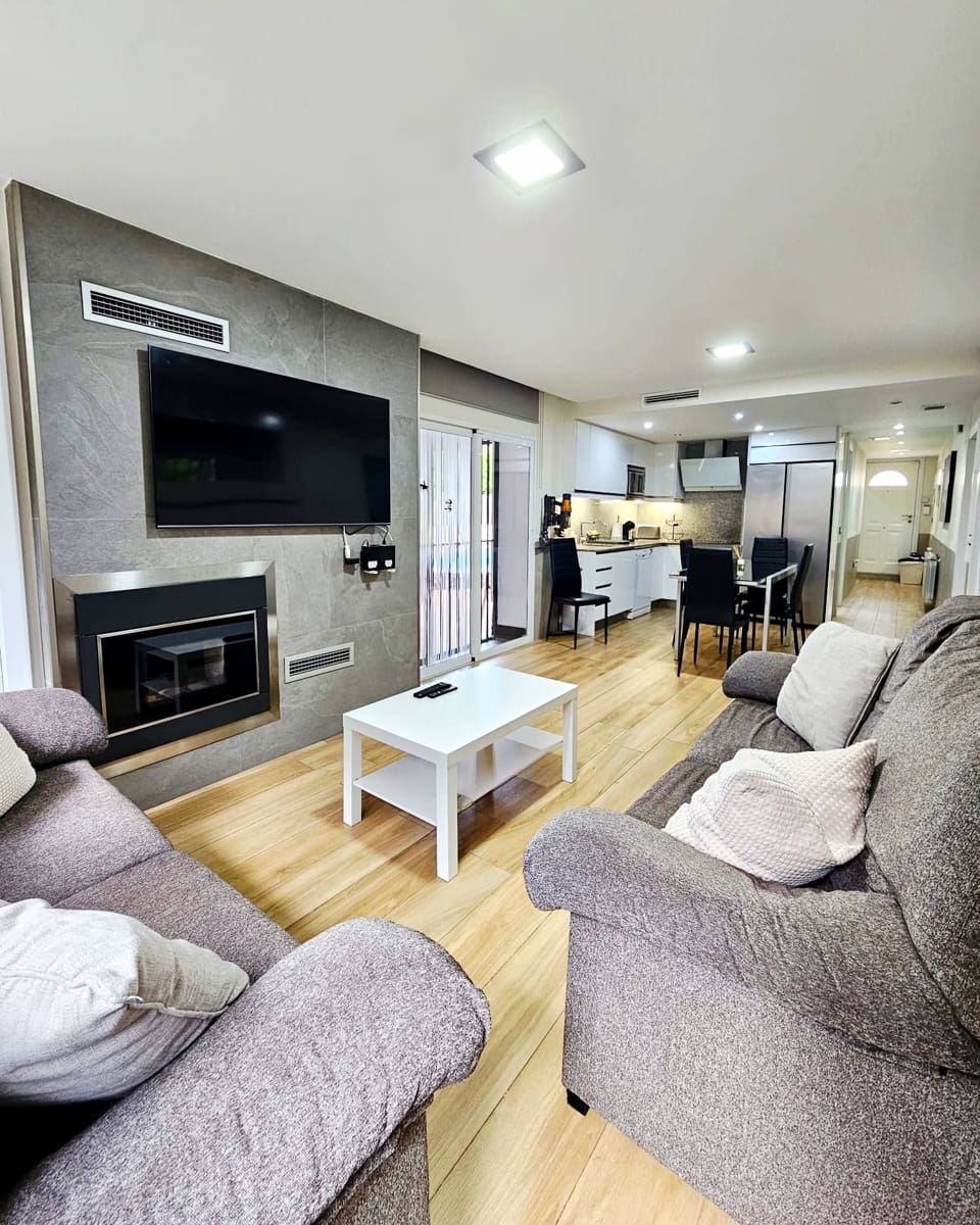 7 soveværelse Villa til salg i Calpe / Calp med swimmingpool - € 695.000 (Ref: 9772644)