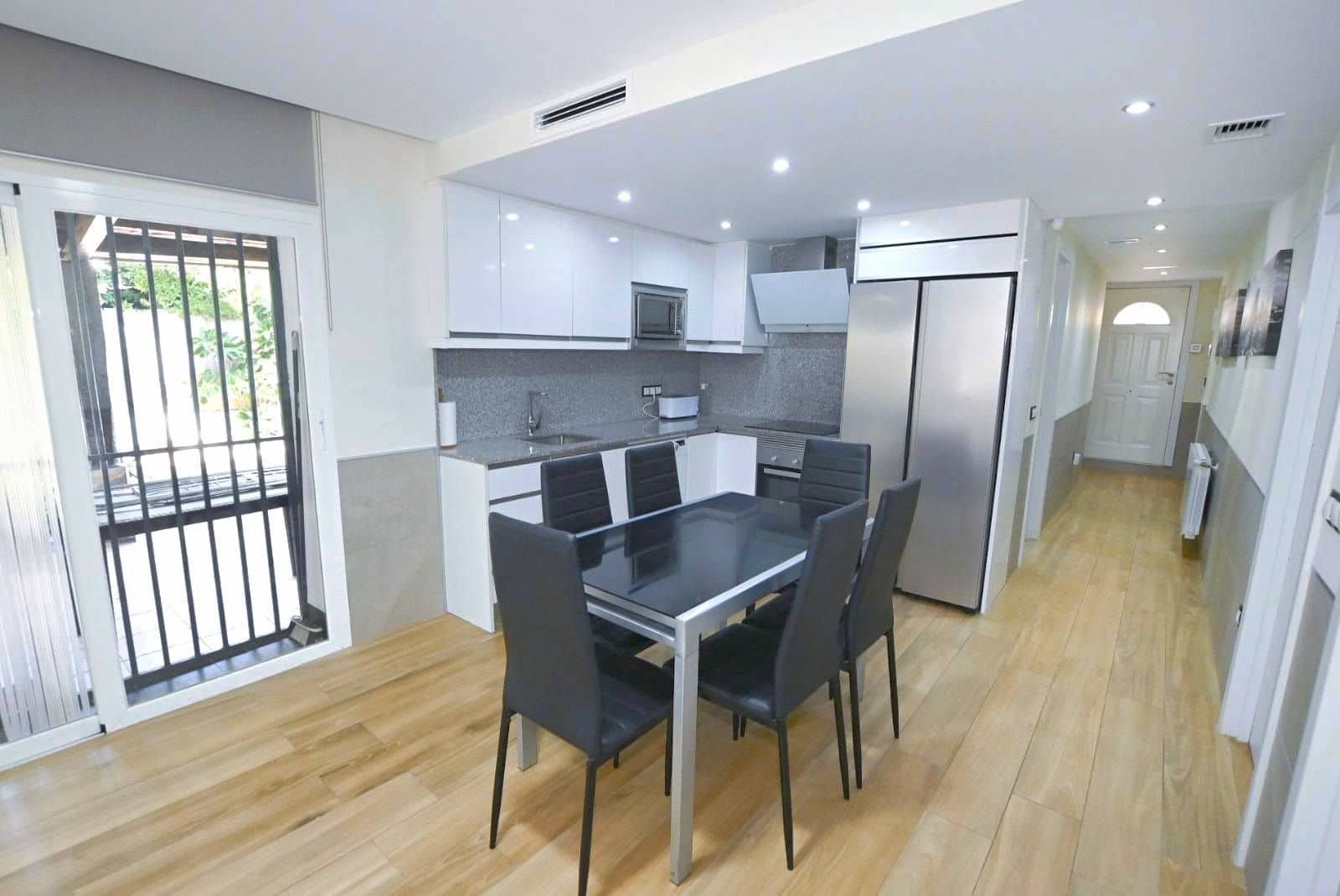 7 soveværelse Villa til salg i Calpe / Calp med swimmingpool - € 695.000 (Ref: 9772644)