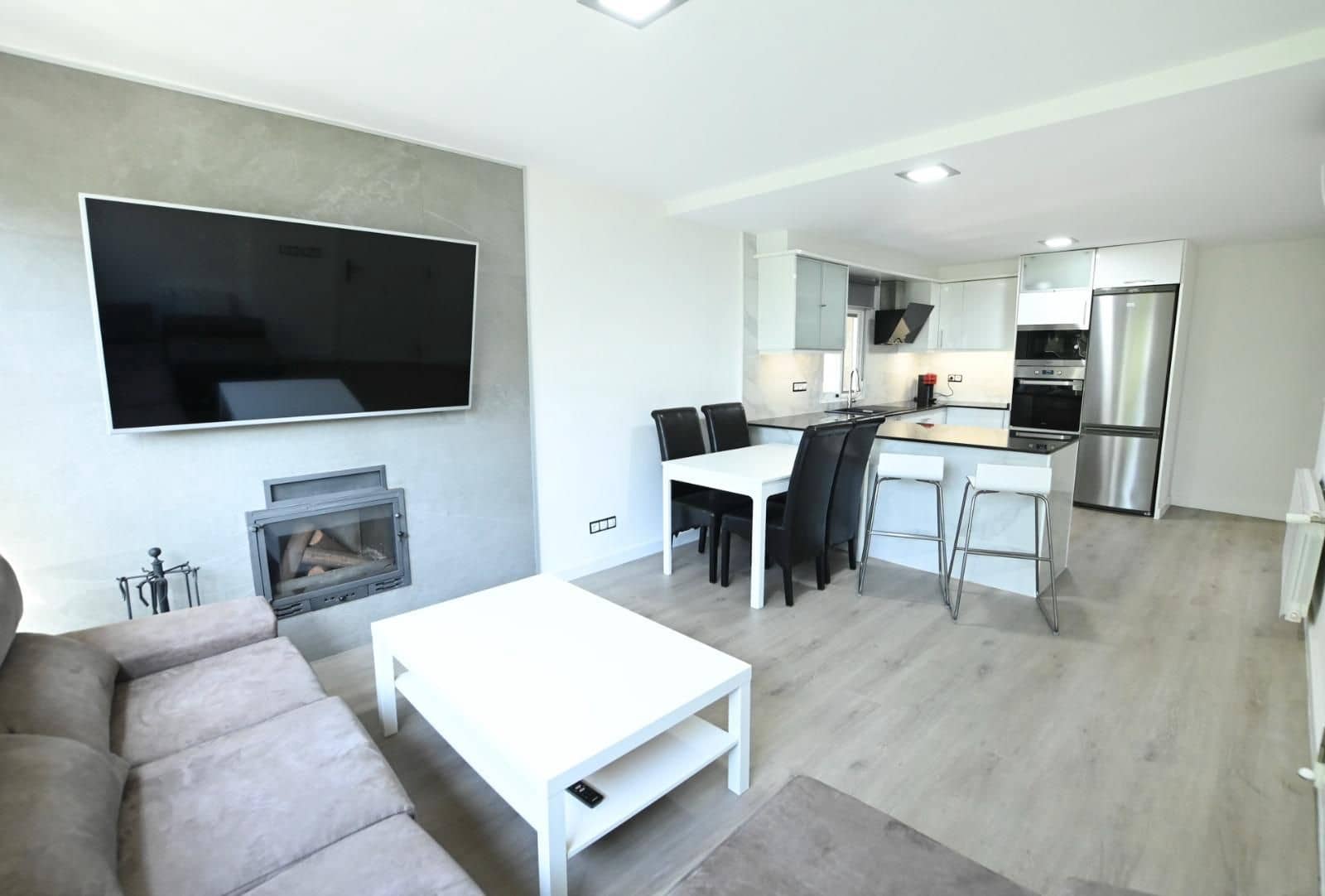 7 soveværelse Villa til salg i Calpe / Calp med swimmingpool - € 695.000 (Ref: 9772644)