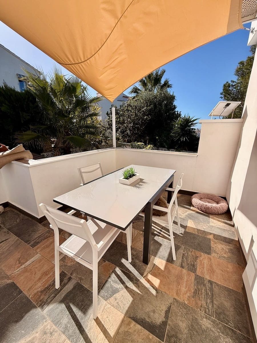 7 soveværelse Villa til salg i Calpe / Calp med swimmingpool - € 695.000 (Ref: 9772644)