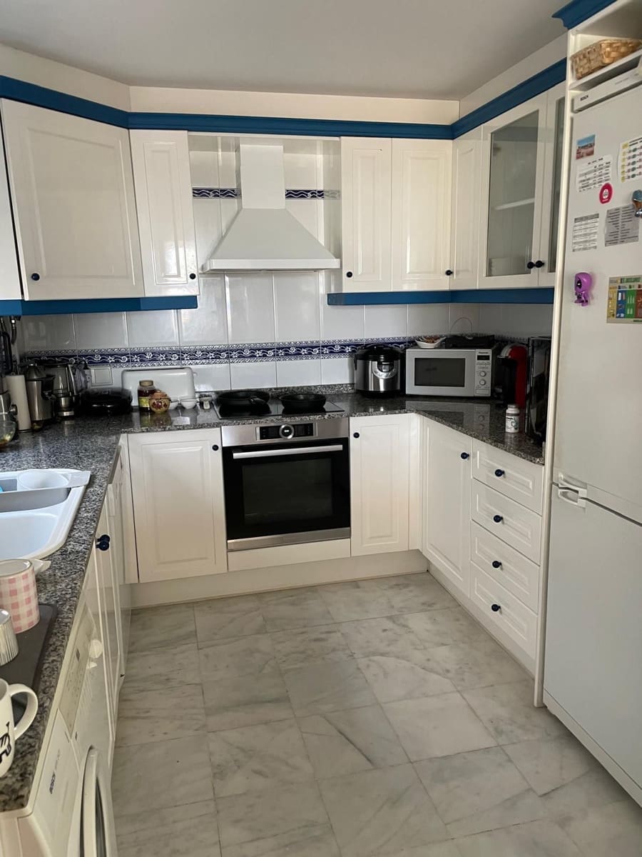 2 bedroom Townhouse for sale in Altea with pool garage - € 750,000 (Ref: 9796111)