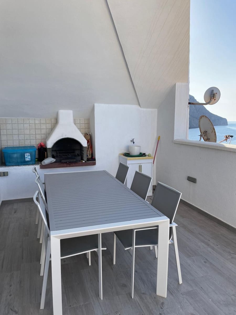 2 bedroom Townhouse for sale in Altea with pool garage - € 750,000 (Ref: 9796111)