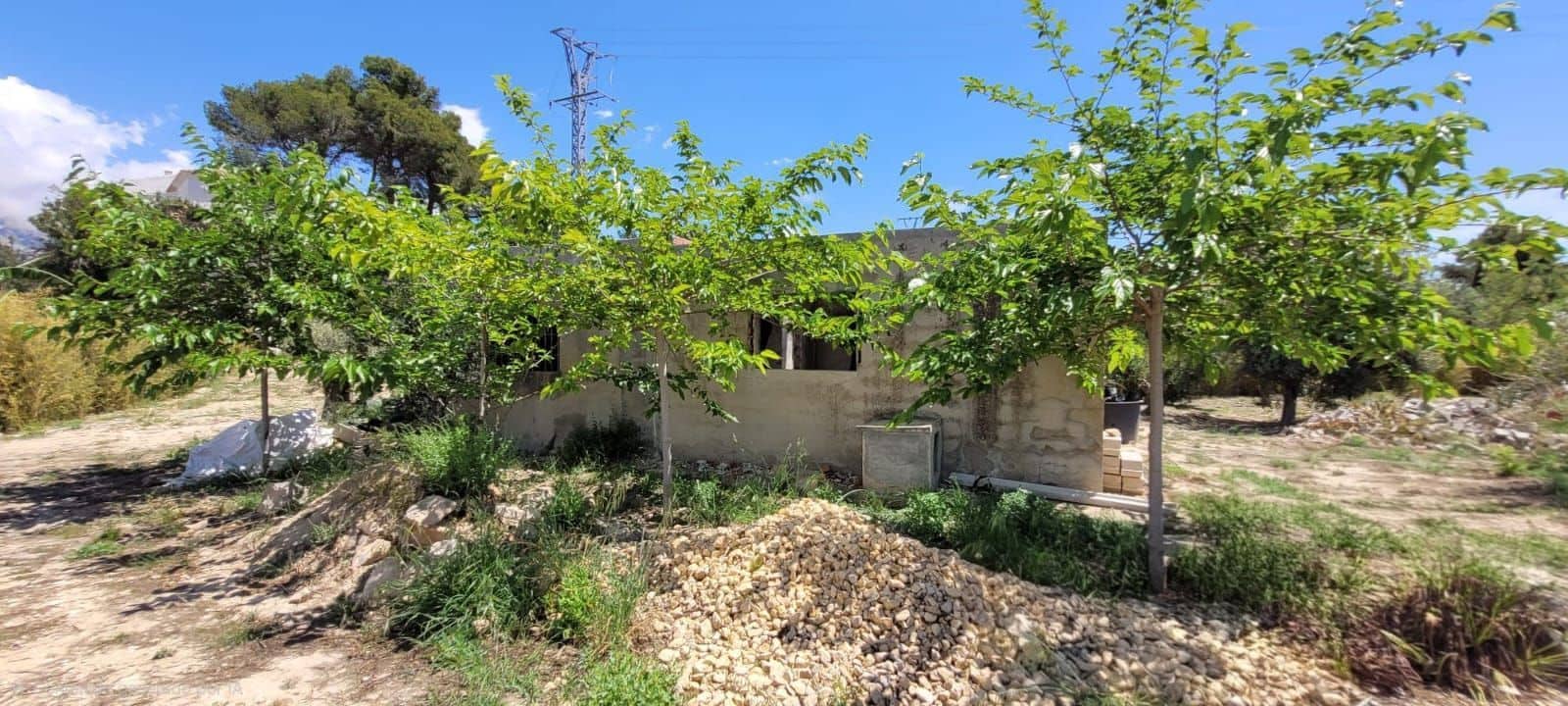 Grunde uden byggetilladelser til salg i Altea - € 399.000 (Ref: 9835090)
