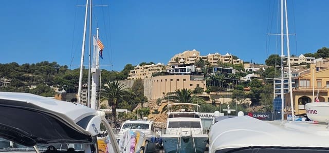 Apartamento de 3 habitaciones en Altea en venta con piscina garaje - 575.000 € (Ref: 9891551)