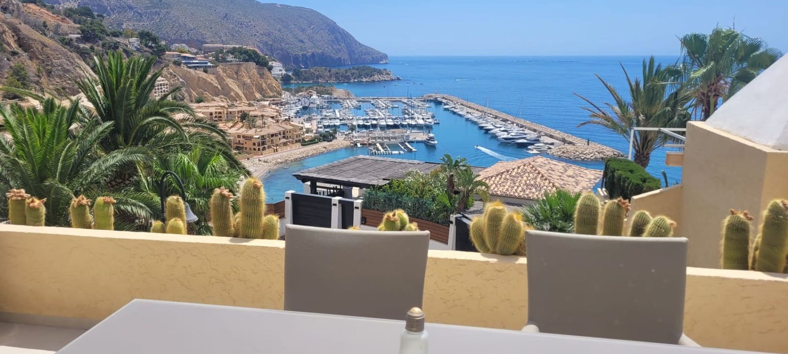Apartamento de 3 habitaciones en Altea en venta con piscina garaje - 575.000 € (Ref: 9891551)