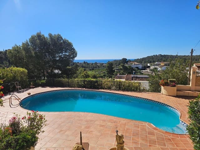 4 slaapkamer Villa te koop in Altea la Vella, Altea met zwembad garage - € 1.400.000 (Ref: 9893661)