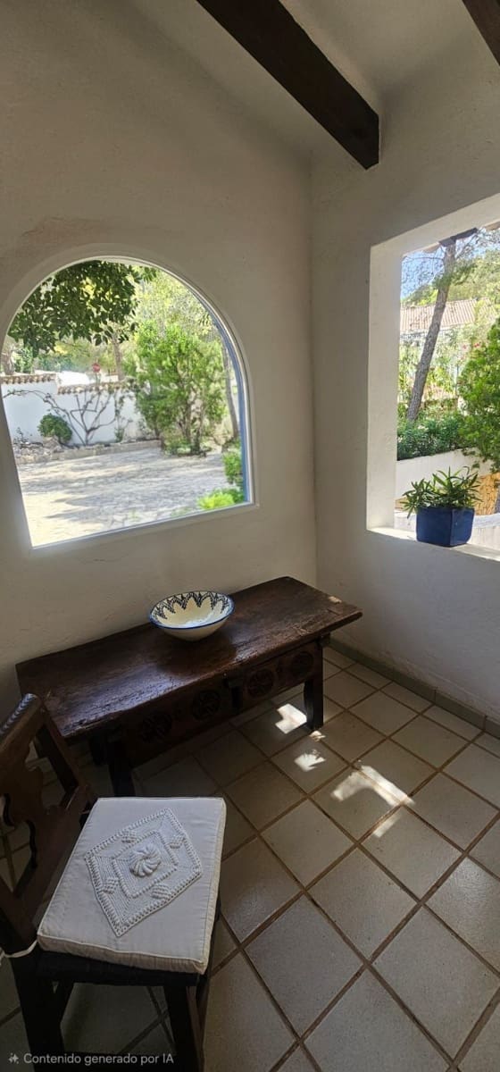 6 bedroom Villa for sale in Altea with pool garage - € 1,590,000 (Ref: 9919259)