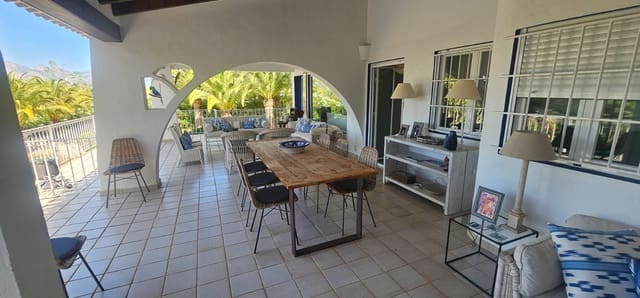6 slaapkamer Villa te koop in Altea met zwembad garage - € 1.590.000 (Ref: 9919259)