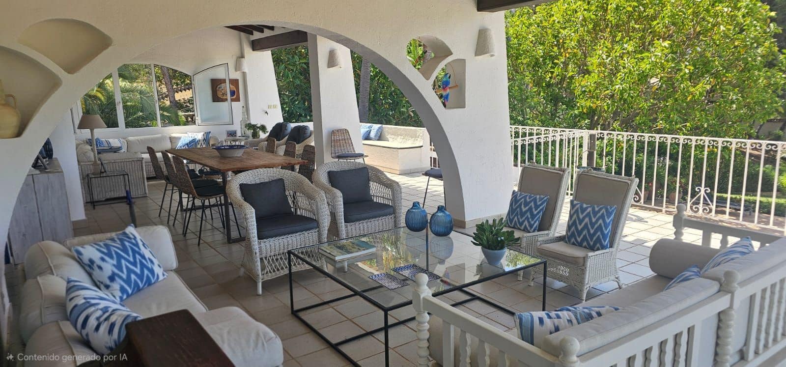 6 bedroom Villa for sale in Altea with pool garage - € 1,590,000 (Ref: 9919259)