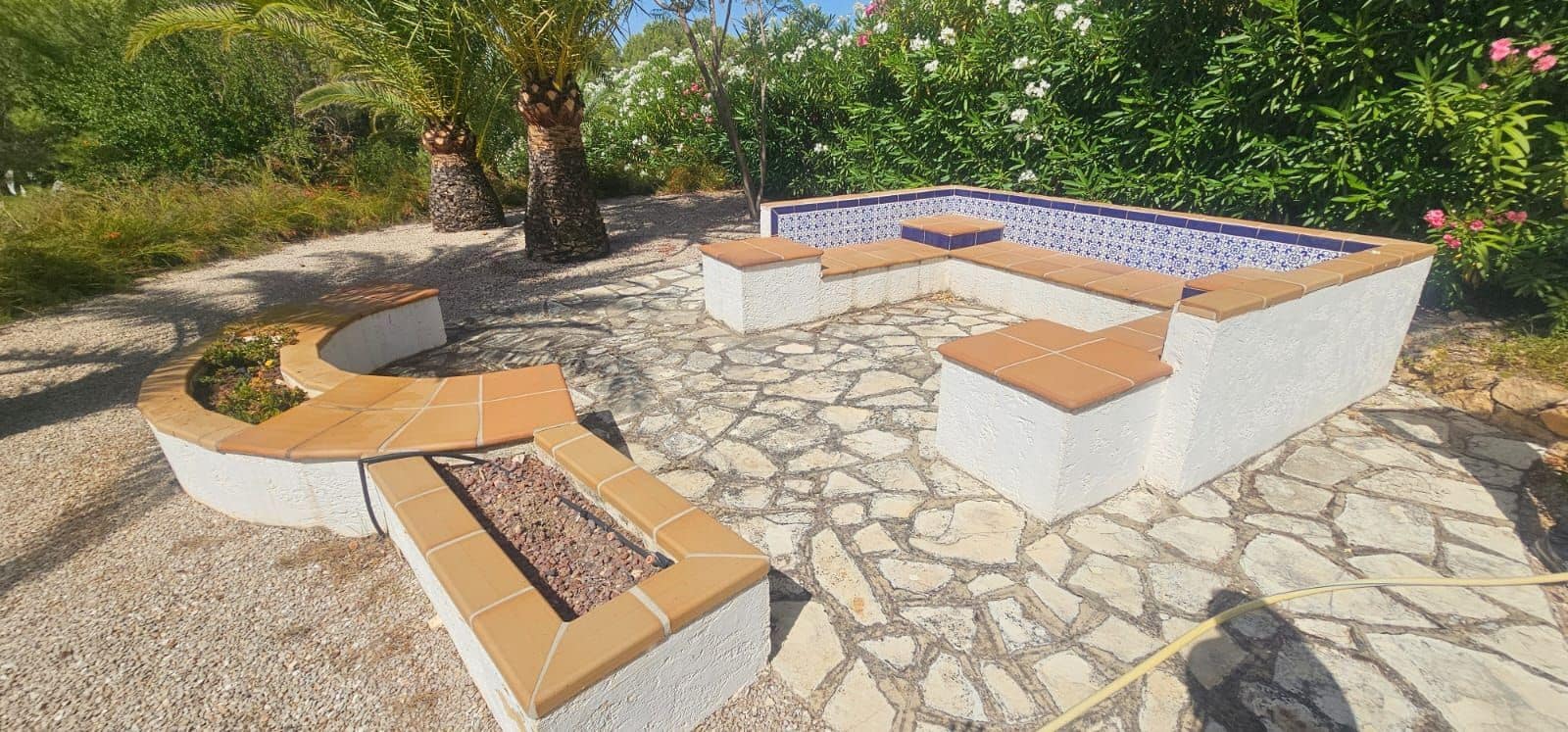 6 bedroom Villa for sale in Altea with pool garage - € 1,590,000 (Ref: 9919259)