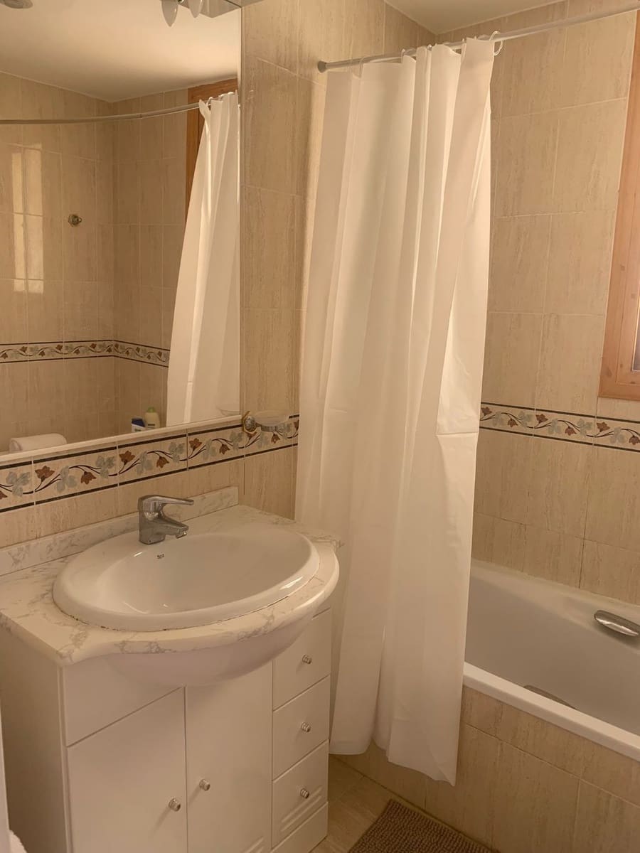 3 bedroom Apartment for sale in Altea with pool - € 390,000 (Ref: 9939299)
