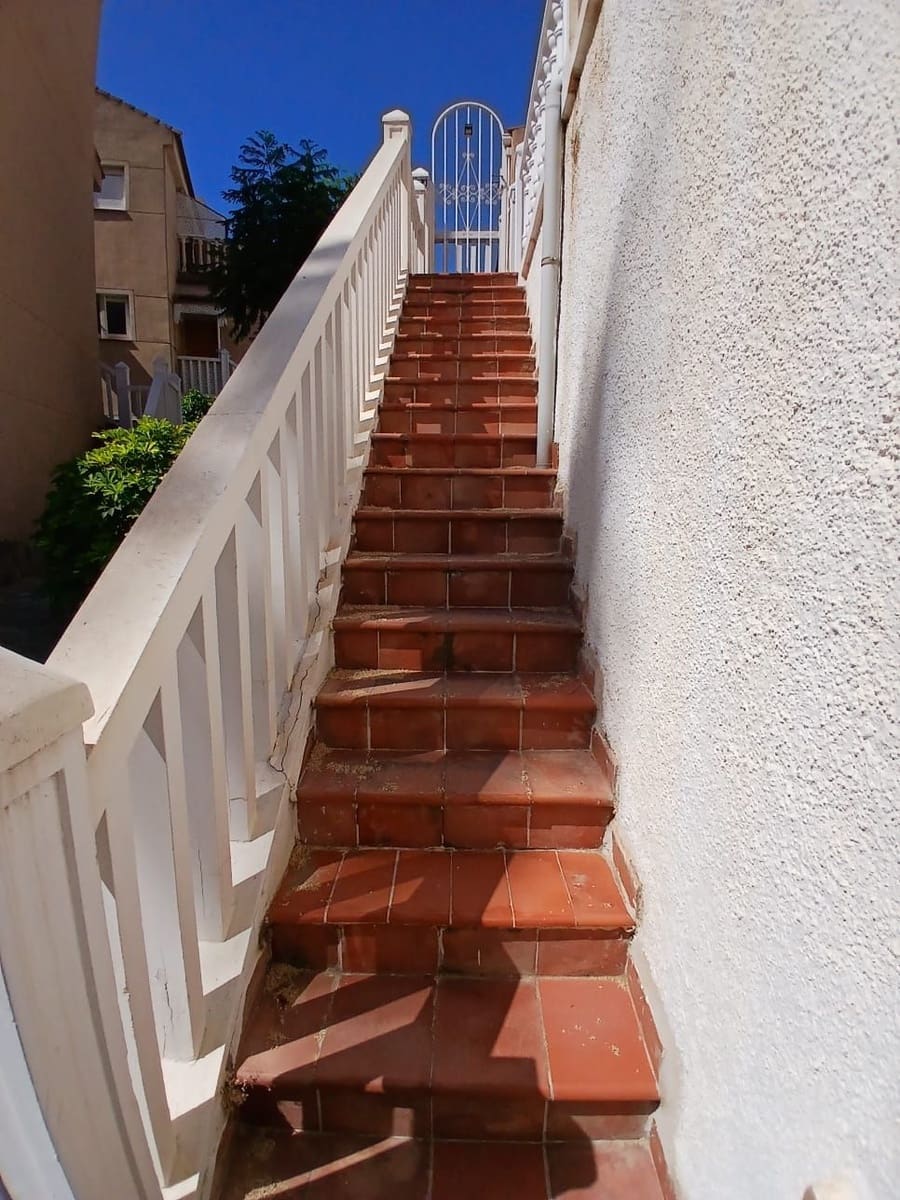 Casa de 1 habitación en Albir en venta con piscina - 205.000 € (Ref: 9945036)