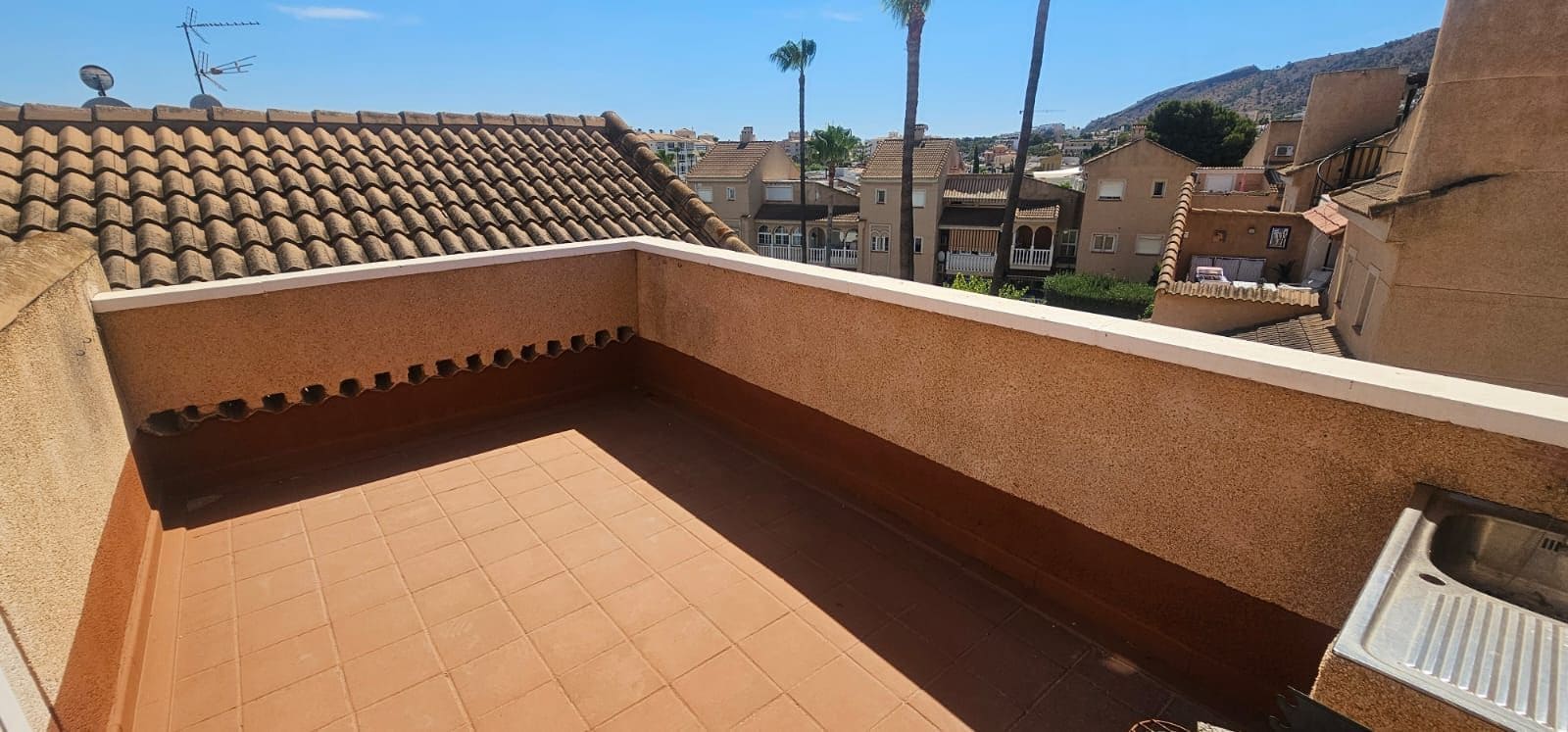 Casa de 1 habitación en Albir en venta con piscina - 205.000 € (Ref: 9945036)