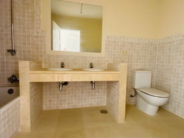 Apartamento de 2 habitaciones en Altea en venta con piscina garaje - 1.050.000 € (Ref: 9984296)