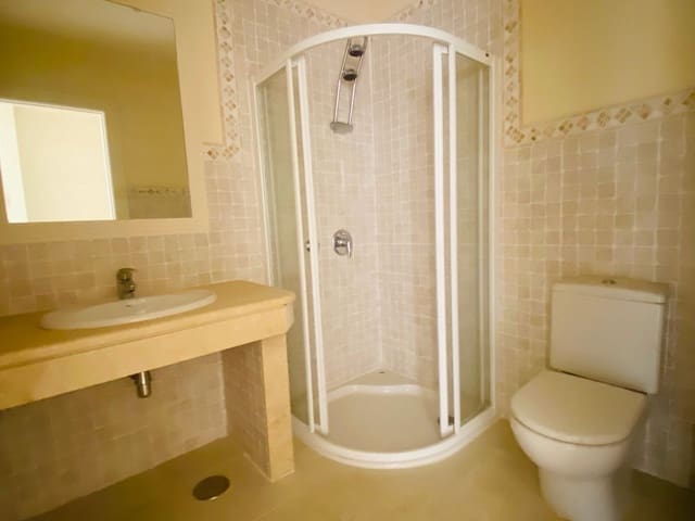 Apartamento de 2 habitaciones en Altea en venta con piscina garaje - 1.050.000 € (Ref: 9984296)
