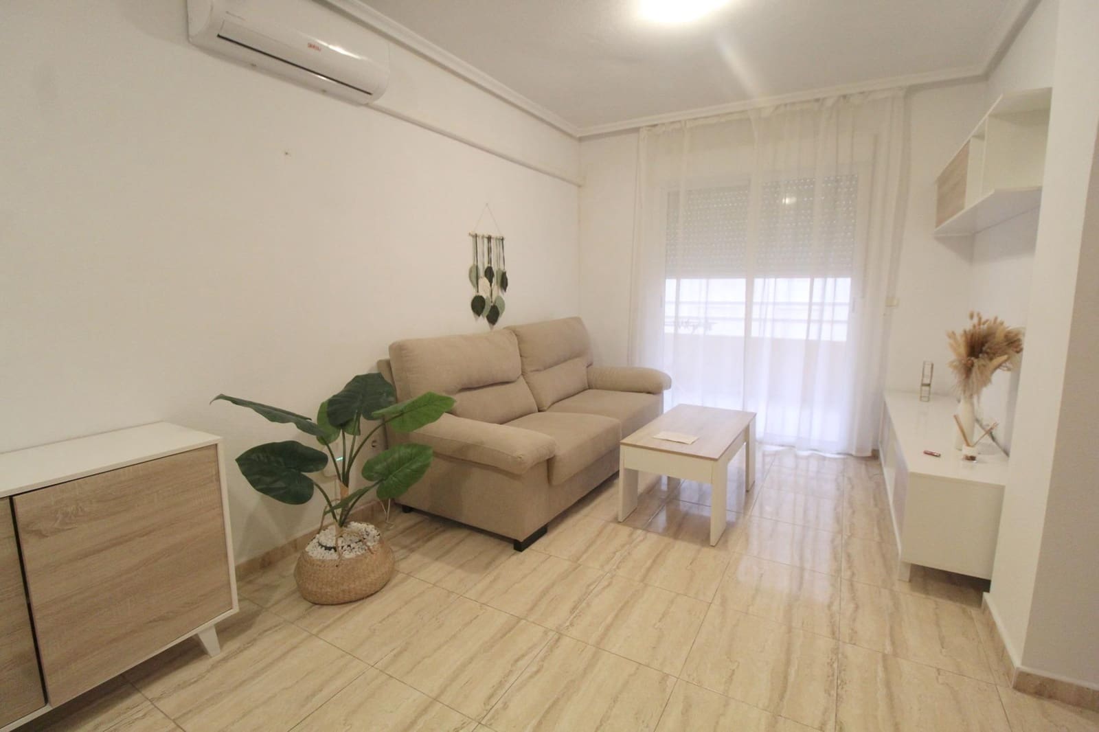 2 quarto Apartamento para venda em Torrevieja - 159 000 € (Ref: 10165050)
