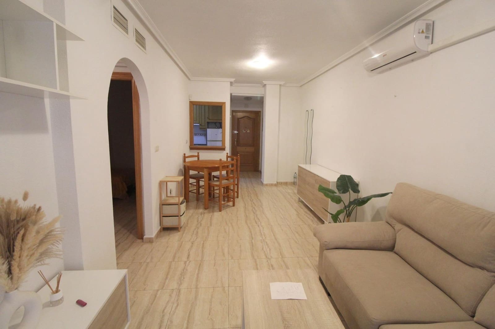2 quarto Apartamento para venda em Torrevieja - 159 000 € (Ref: 10165050)