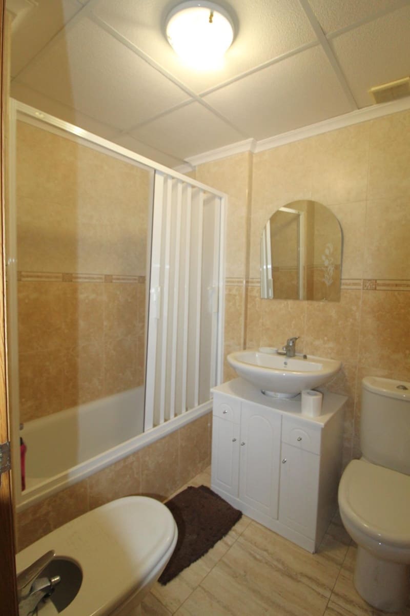 2 makuuhuone Huoneisto myytävänä paikassa Torrevieja - 159 000 € (Ref: 10166683)