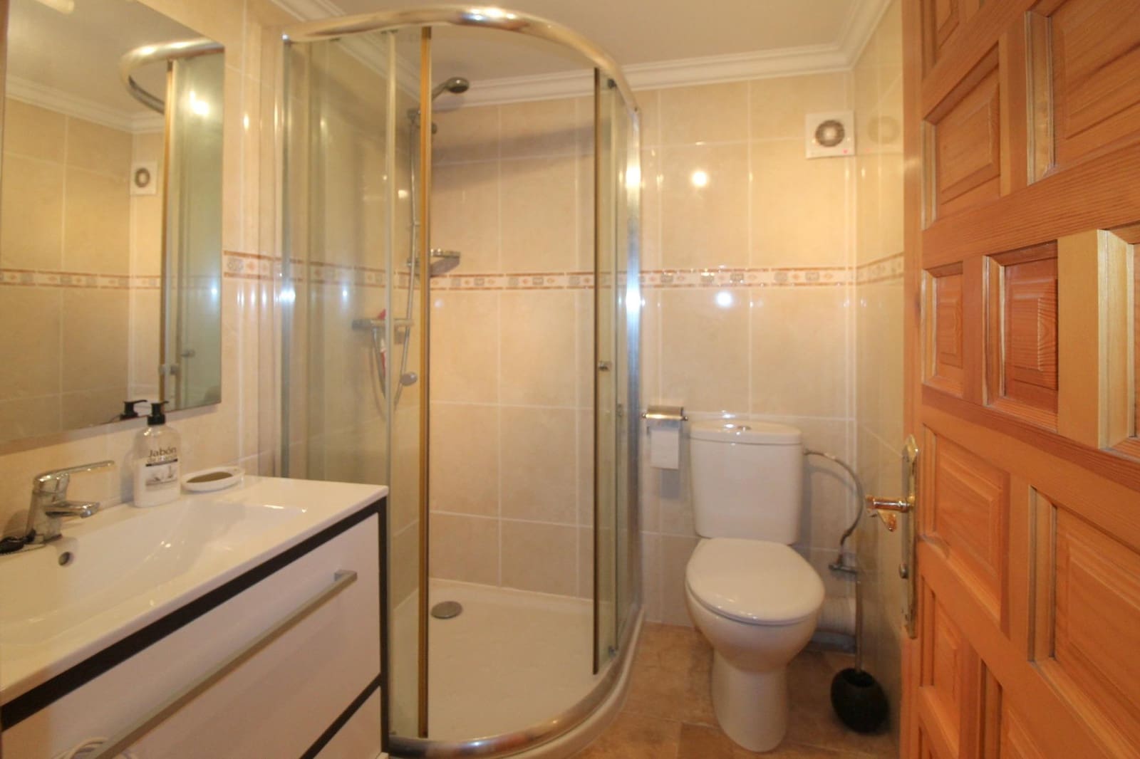 3 soveværelse Villa til salg i Torrevieja med swimmingpool garage - € 325.000 (Ref: 10173963)