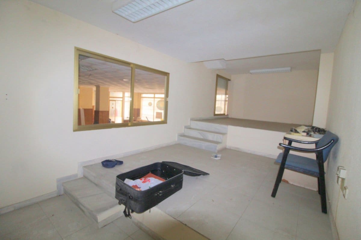 Erhverv til salg i Torrevieja - € 365.000 (Ref: 6158002)