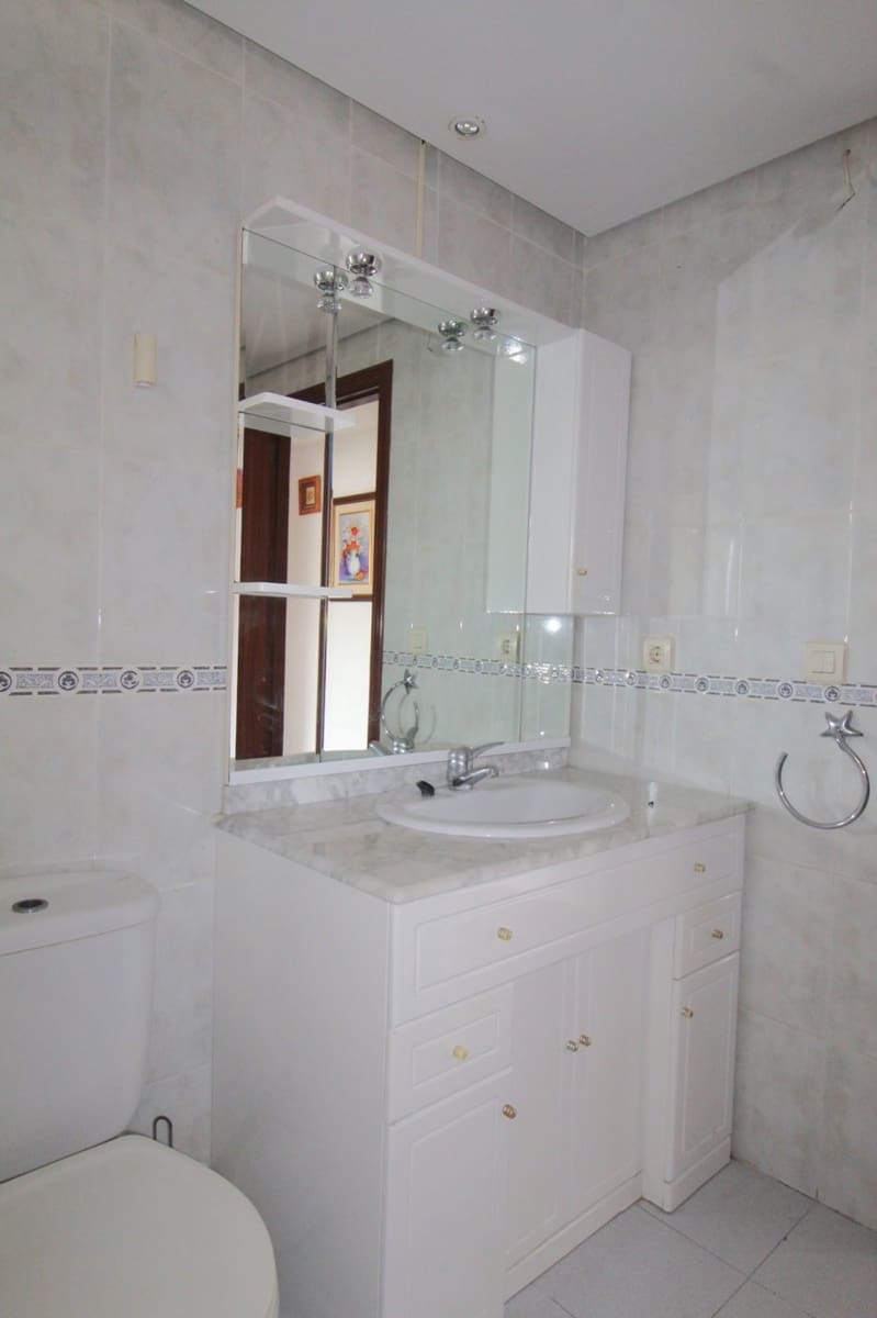 3 sypialnia Penthouse na sprzedaż w Torrevieja - 200 000 € (Ref: 6882218)