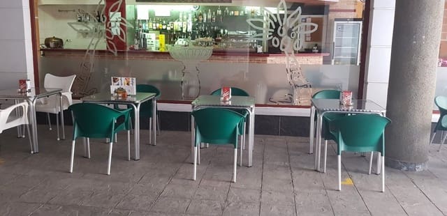 Kommersiell til salgs i Playa de los Locos, Torrevieja - € 170 000 (Ref: 7236901)