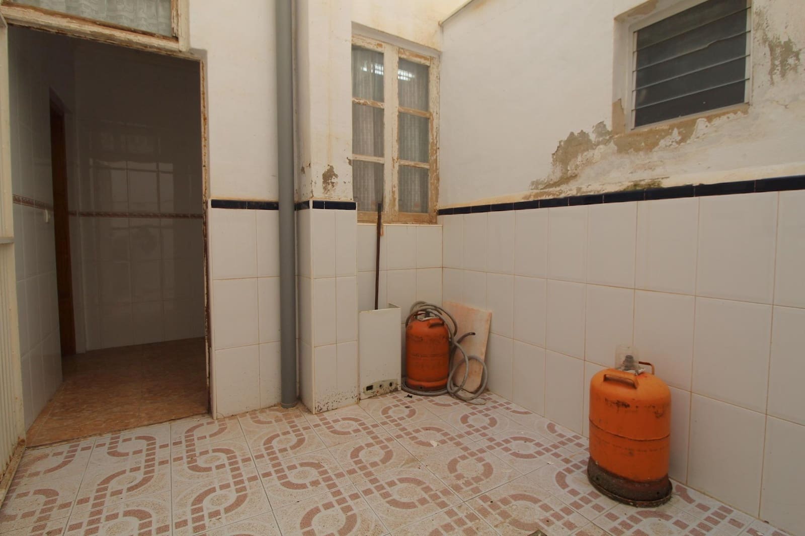 2 bedroom Townhouse for sale in Torrevieja - € 210,000 (Ref: 7810394)