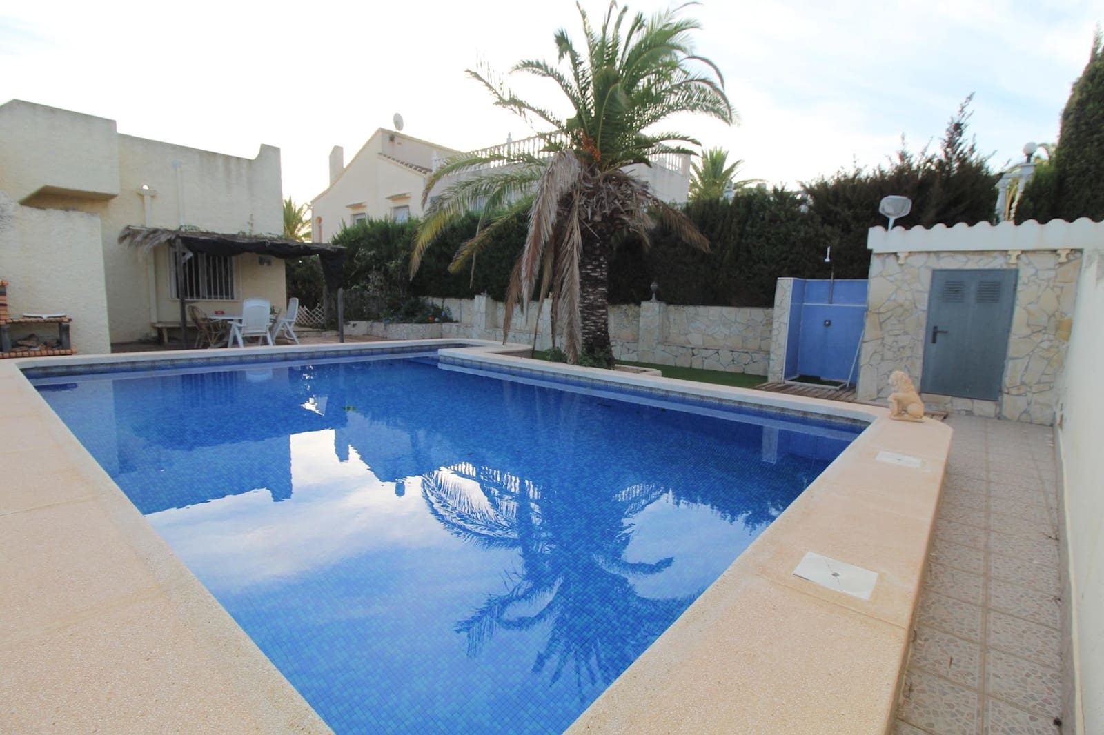 2 soveværelse Semi-Rækkehus til salg i Orihuela med swimmingpool - € 275.000 (Ref: 8634668)