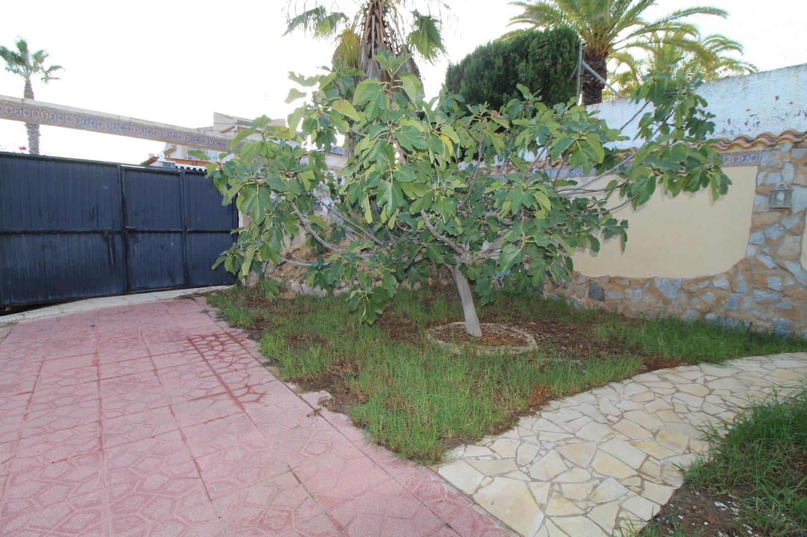 2 soveværelse Semi-Rækkehus til salg i Orihuela med swimmingpool - € 275.000 (Ref: 8634668)