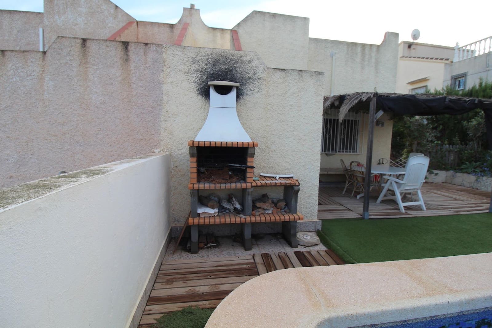 2 soveværelse Semi-Rækkehus til salg i Orihuela med swimmingpool - € 275.000 (Ref: 8634668)