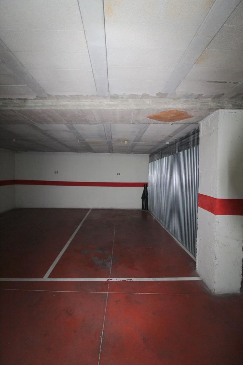 Garage til salg i Torrevieja - € 13.000 (Ref: 8827963)