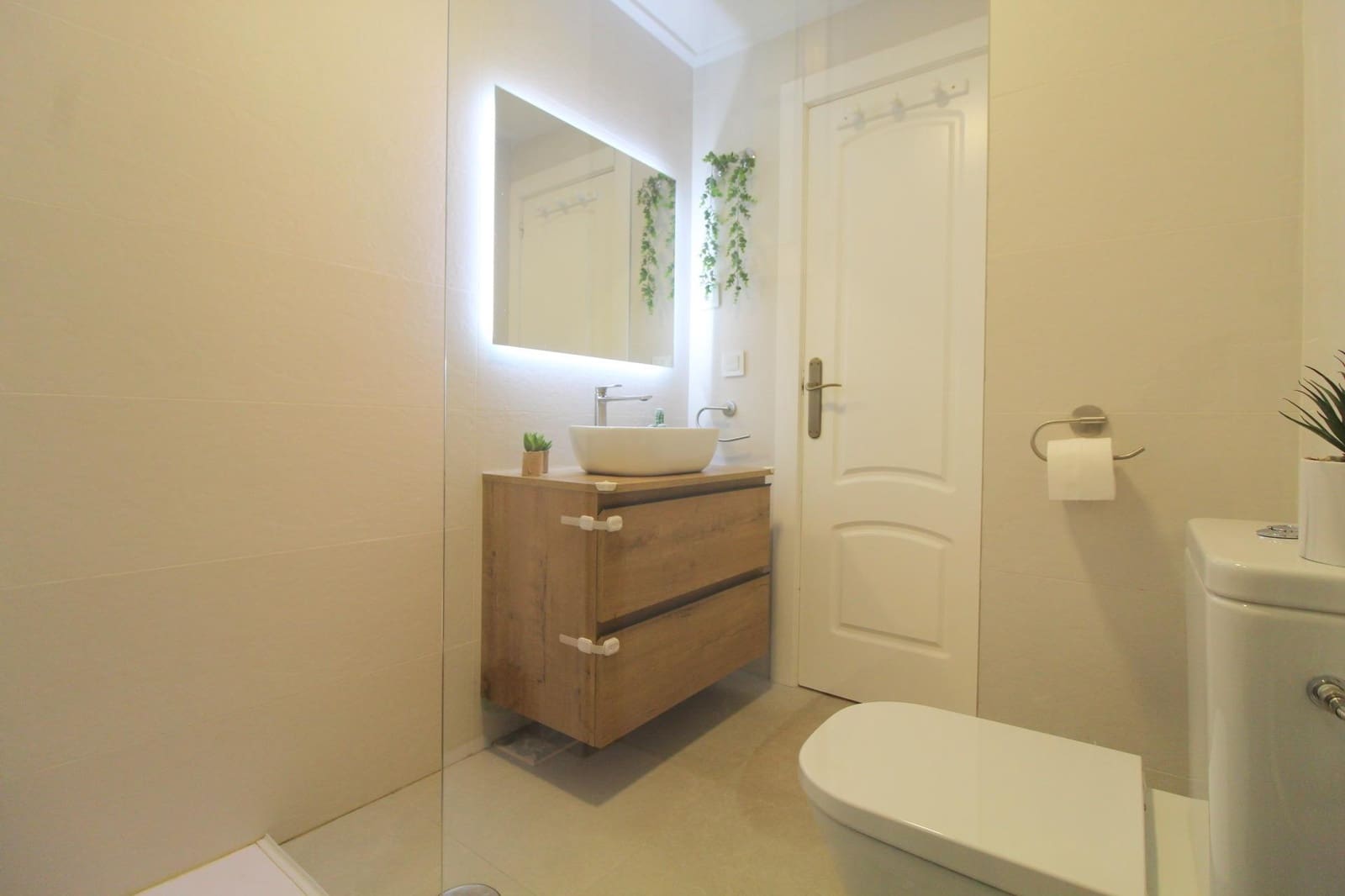 3 soveværelse Lejlighed til salg i La Veleta - € 199.900 (Ref: 8968194)