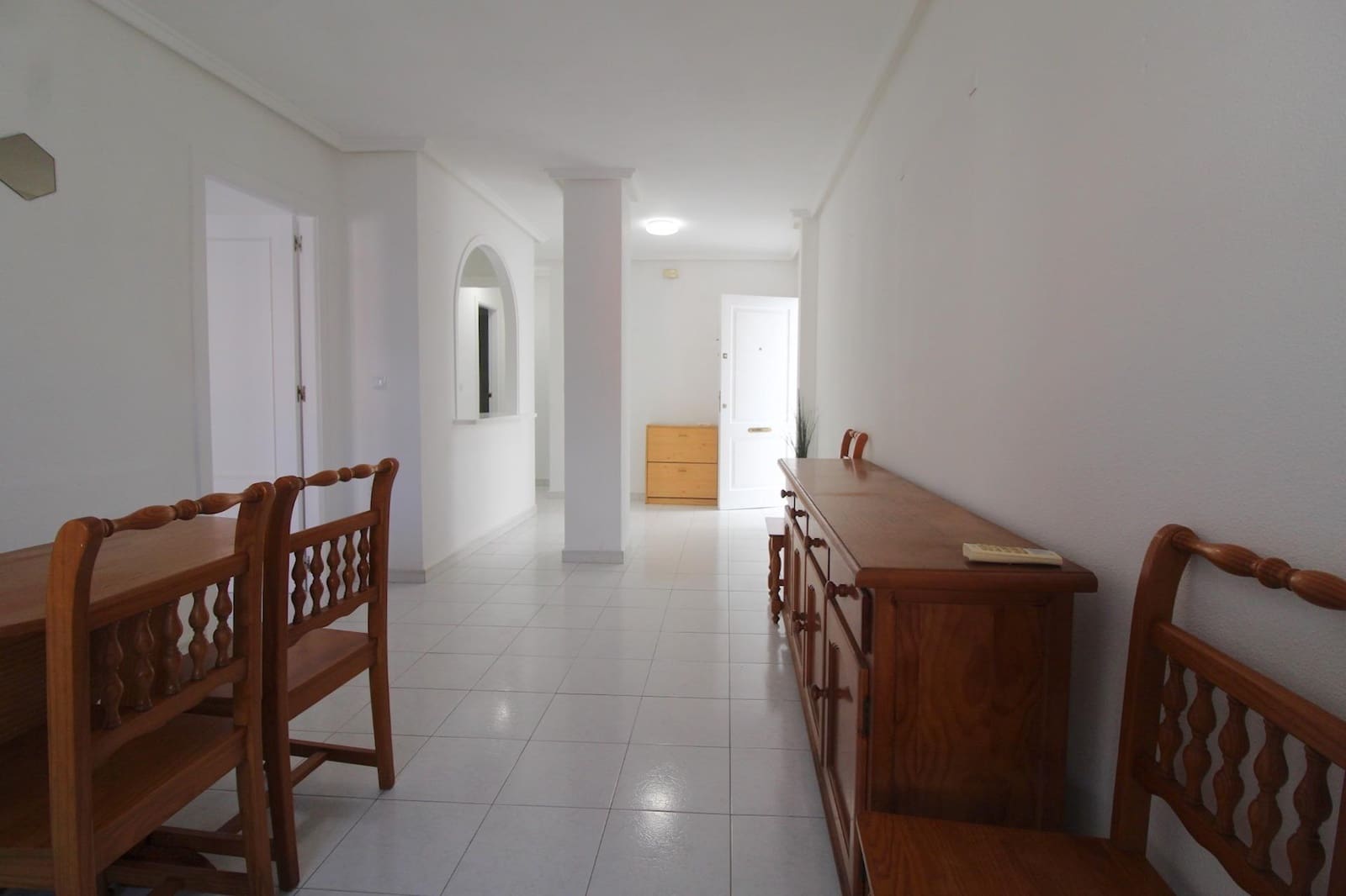 2 makuuhuone Huoneisto myytävänä paikassa Torrevieja - 110 000 € (Ref: 9112261)