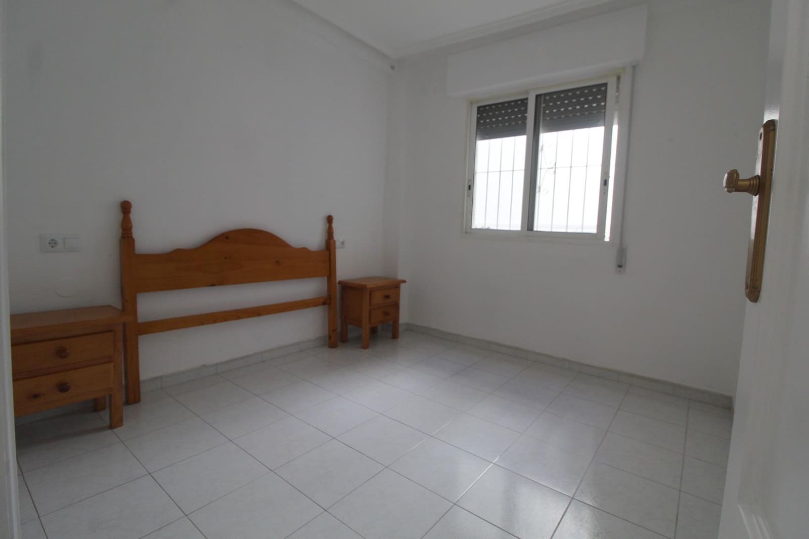 2 makuuhuone Huoneisto myytävänä paikassa Torrevieja - 110 000 € (Ref: 9112261)