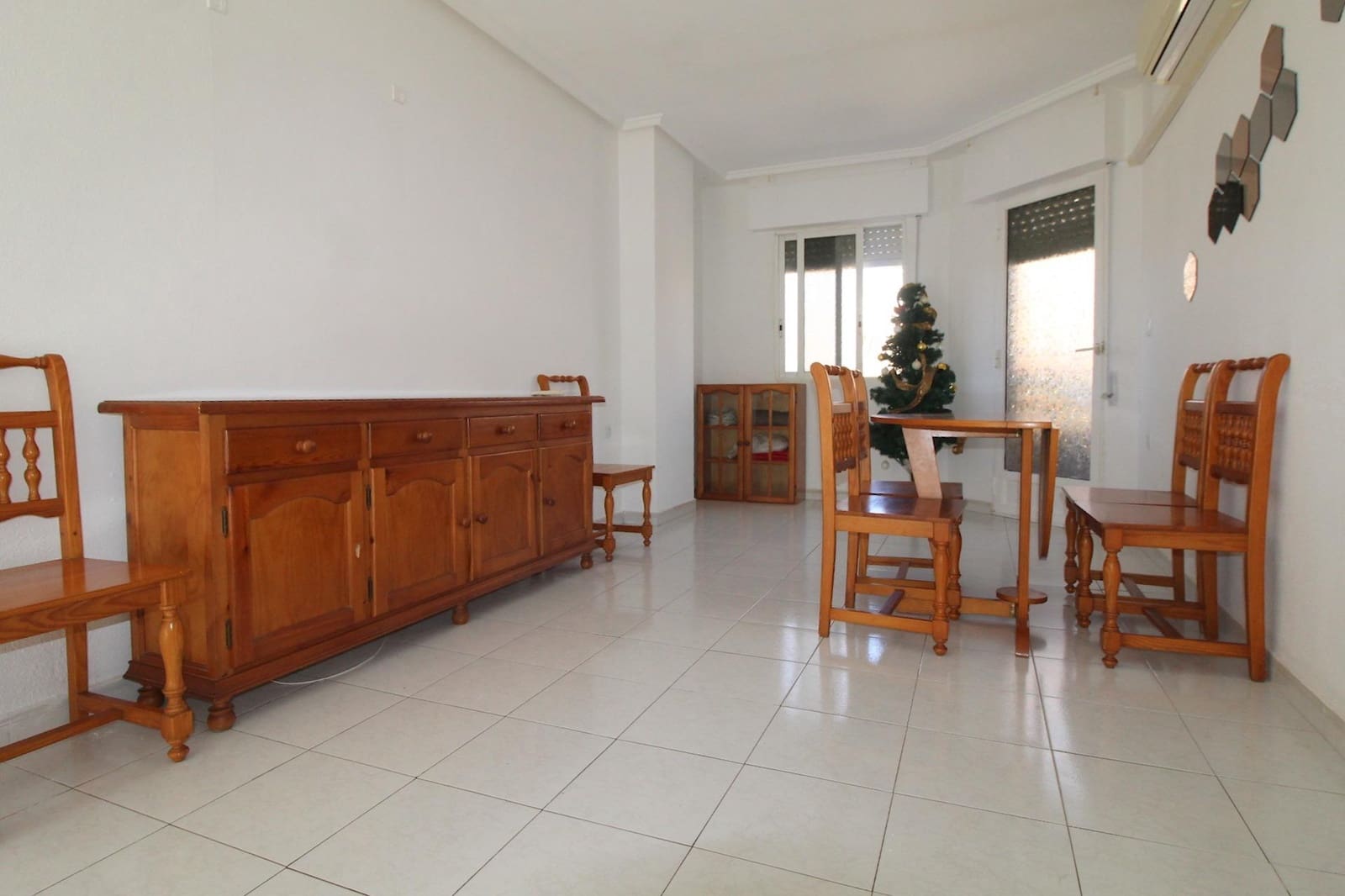 2 makuuhuone Huoneisto myytävänä paikassa Torrevieja - 110 000 € (Ref: 9112261)