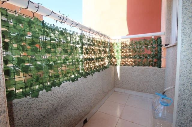 2 makuuhuone Huoneisto myytävänä paikassa Avenida Habaneras - Curva de Palangre, Torrevieja - 110 000 € (Ref: 9112261)