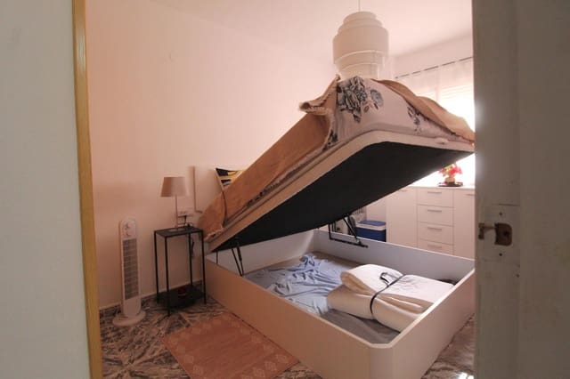 1 sypialnia Apartament na sprzedaż w Avenida Habaneras - Curva de Palangre, Torrevieja - 110 000 € (Ref: 9149177)