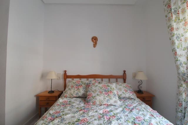 1 sypialnia Apartament na sprzedaż w Avenida Habaneras - Curva de Palangre, Torrevieja z basenem - 110 000 € (Ref: 9188386)