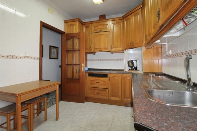 4 soveværelse Lejlighed til salg i Centro, Torrevieja - € 165.000 (Ref: 9264451)