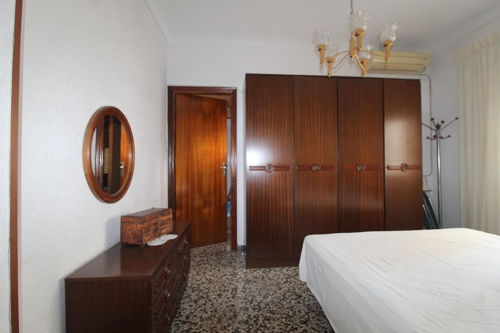 4 soveværelse Lejlighed til salg i Torrevieja - € 165.000 (Ref: 9264451)