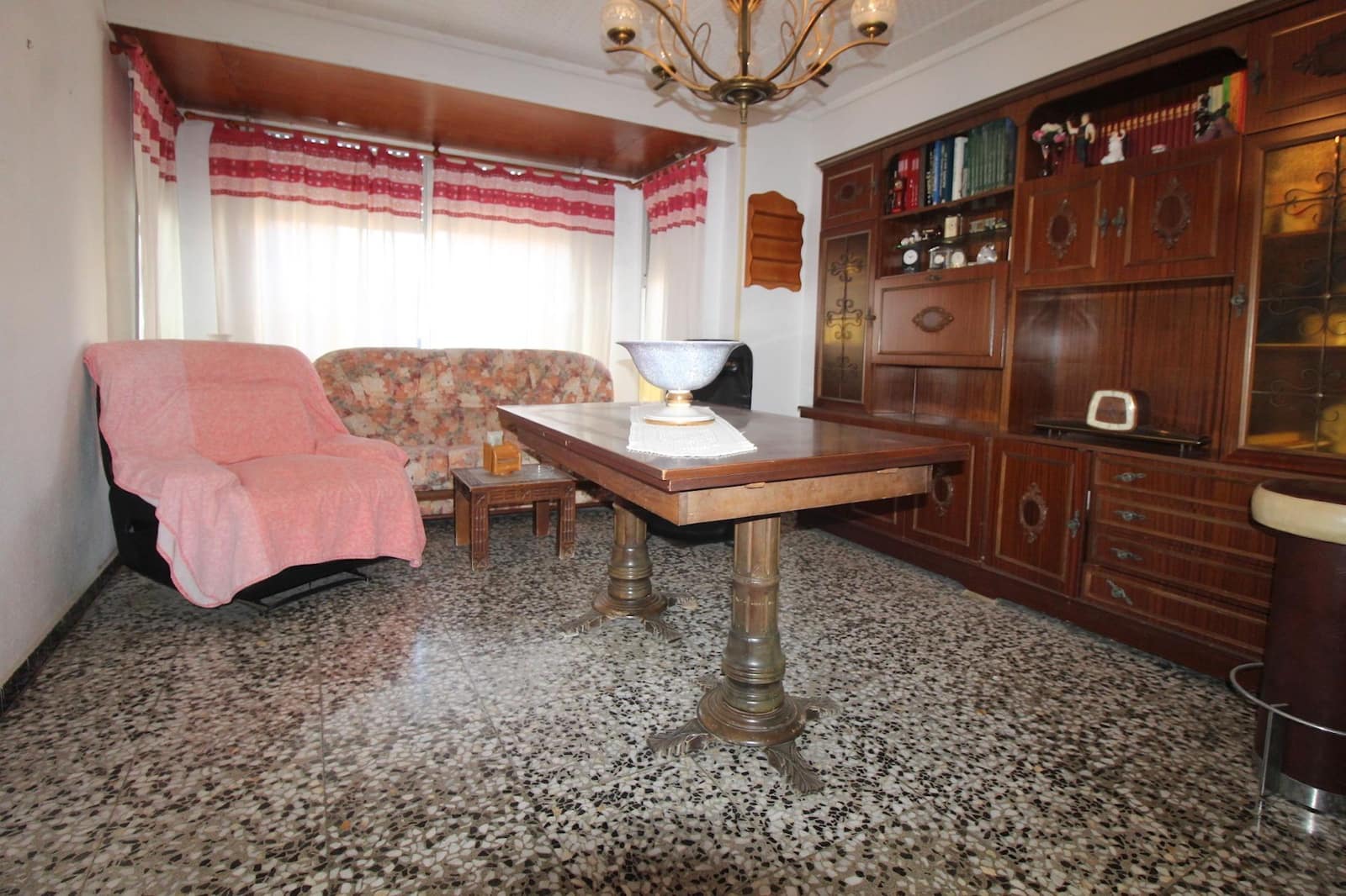 4 soveværelse Lejlighed til salg i Torrevieja - € 165.000 (Ref: 9264451)