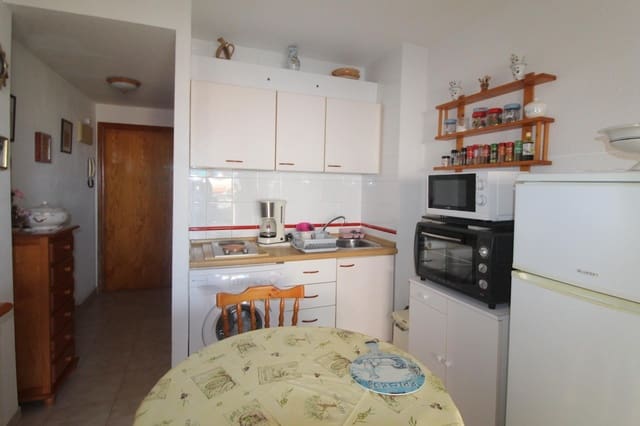 1 makuuhuone Huoneisto myytävänä paikassa Torreblanca, Torrevieja mukana uima-altaan - 115 000 € (Ref: 9387858)