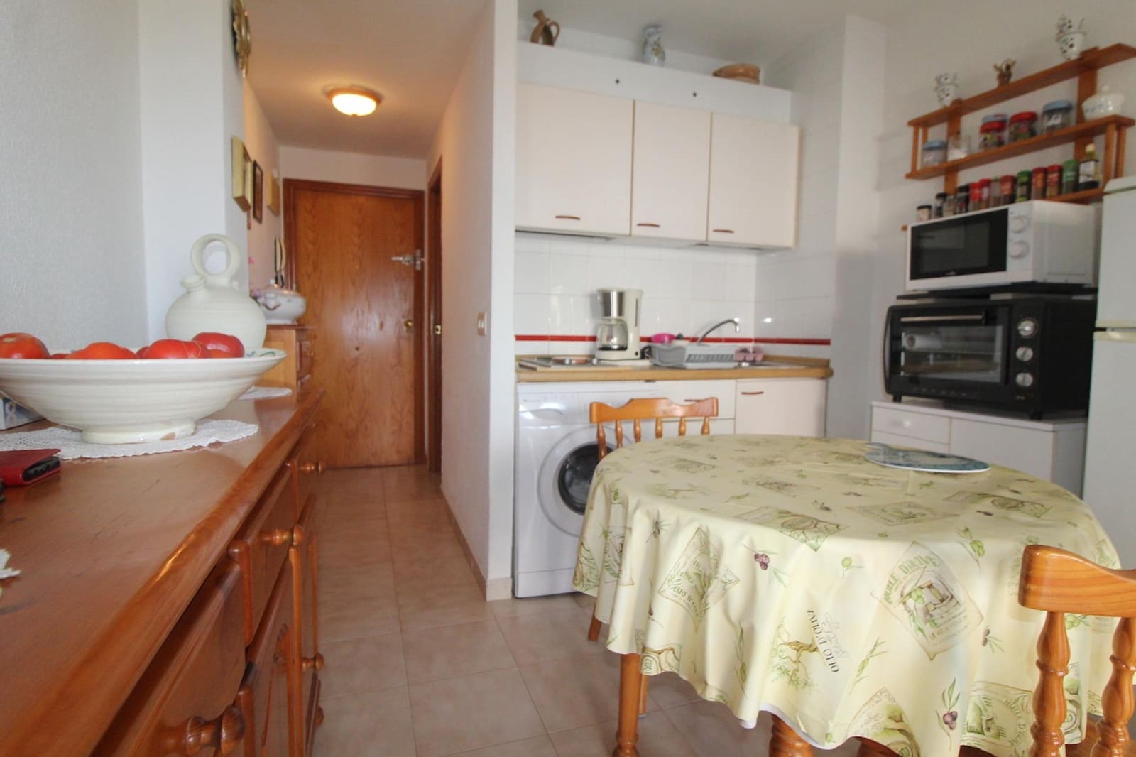 1 makuuhuone Huoneisto myytävänä paikassa Torrevieja mukana uima-altaan - 115 000 € (Ref: 9387858)