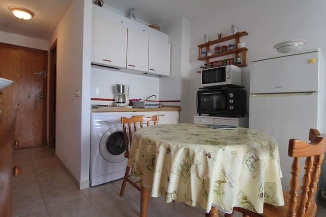 1 makuuhuone Huoneisto myytävänä paikassa Torreblanca, Torrevieja mukana uima-altaan - 115 000 € (Ref: 9387858)