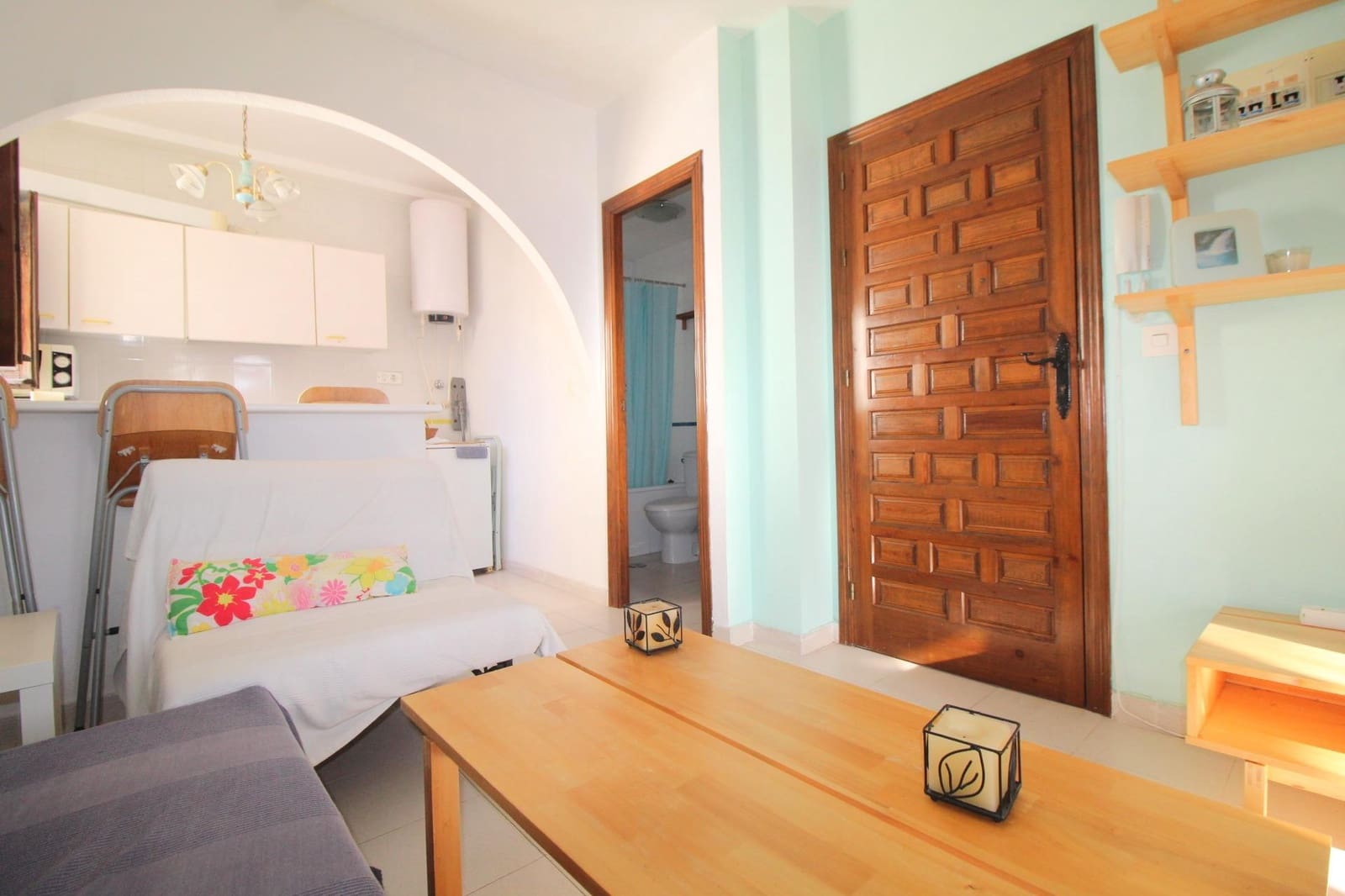 Studio til salgs i Torrevieja med svømmebasseng - € 98 000 (Ref: 9422379)