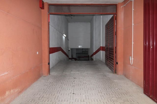 Garasje til salgs i Avenida Habaneras - Curva de Palangre, Torrevieja - € 12 000 (Ref: 9452085)