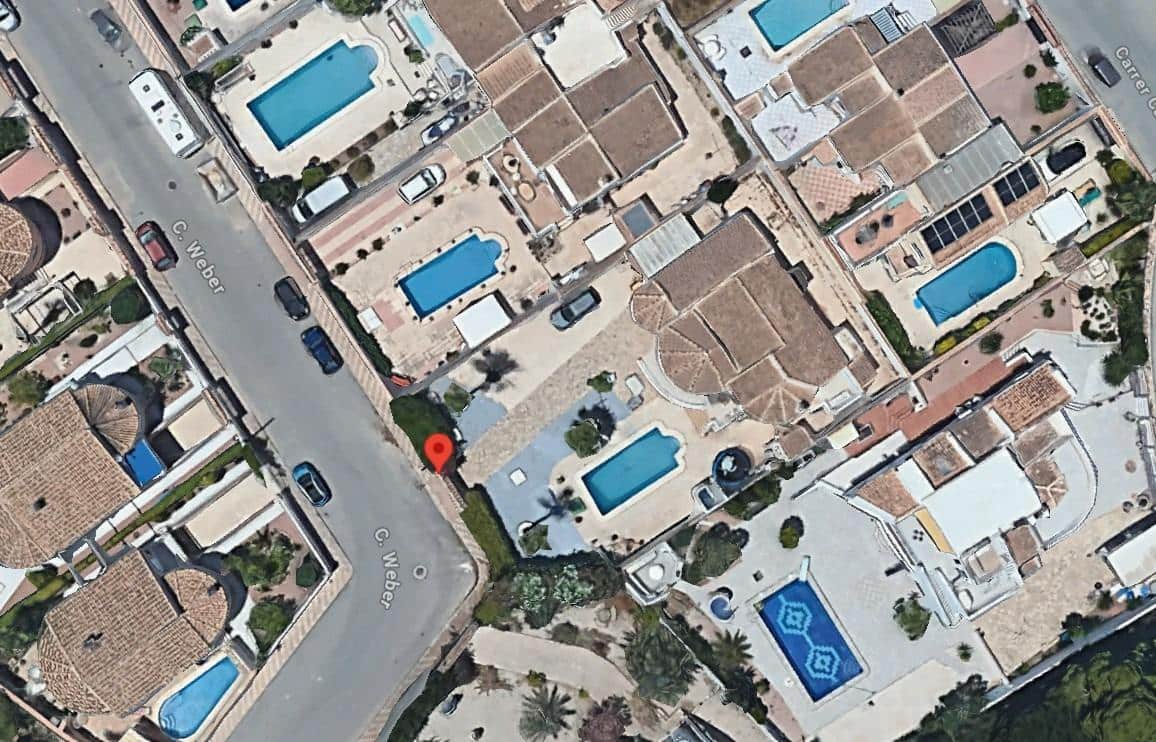 4 slaapkamer Villa te koop in Torrevieja met zwembad garage - € 368.000 (Ref: 9482019)