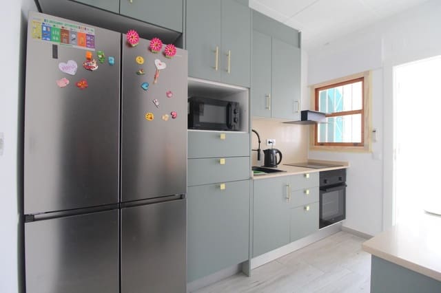 4 slaapkamer Villa te koop in El Chaparral - La Siesta - La Torreta, Torrevieja met zwembad garage - € 368.000 (Ref: 9482019)