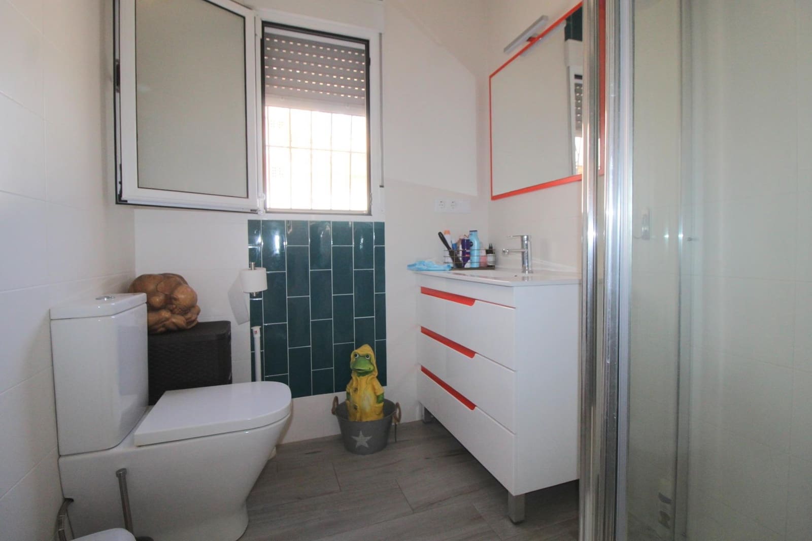 4 slaapkamer Villa te koop in Torrevieja met zwembad garage - € 368.000 (Ref: 9482019)